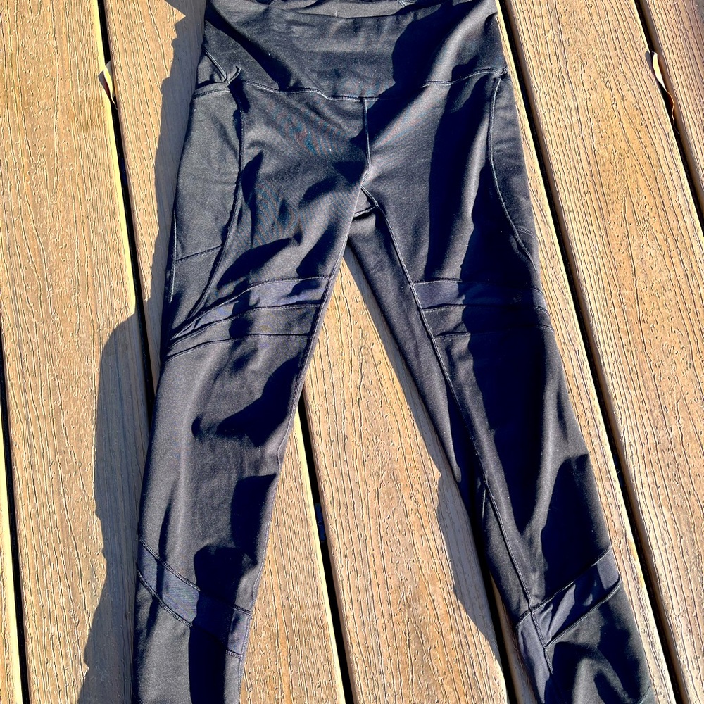 Ivivva black leggings size 12